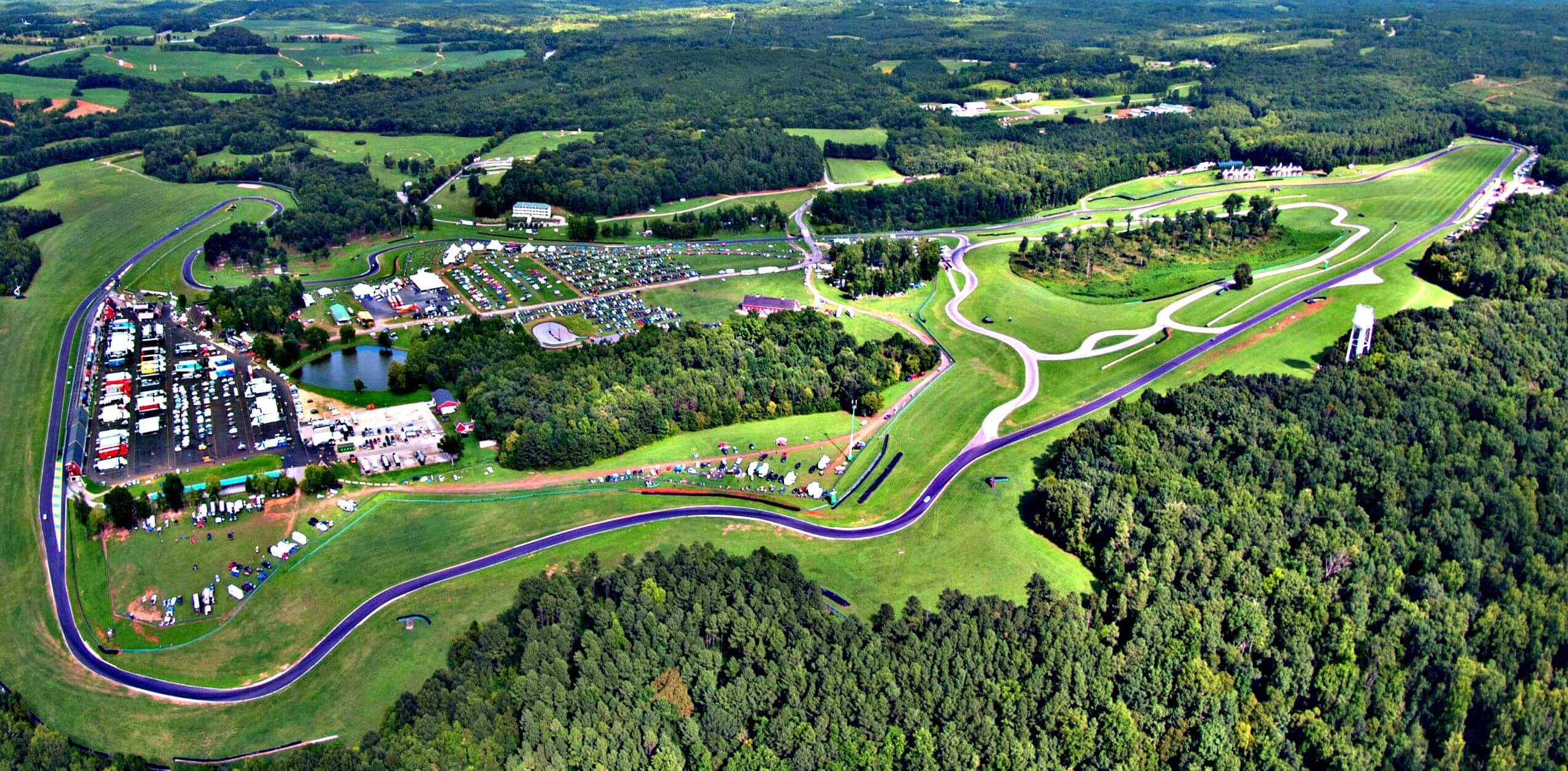 Va int. Вирджиния Рейсуэй. Трасса vir. Virginia International Raceway дуб. Вергиниа.